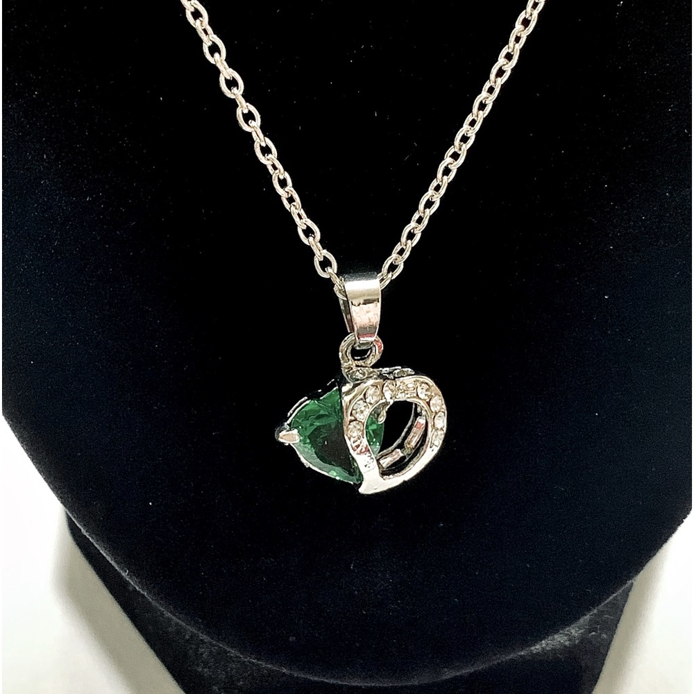 Pretty double heart necklace